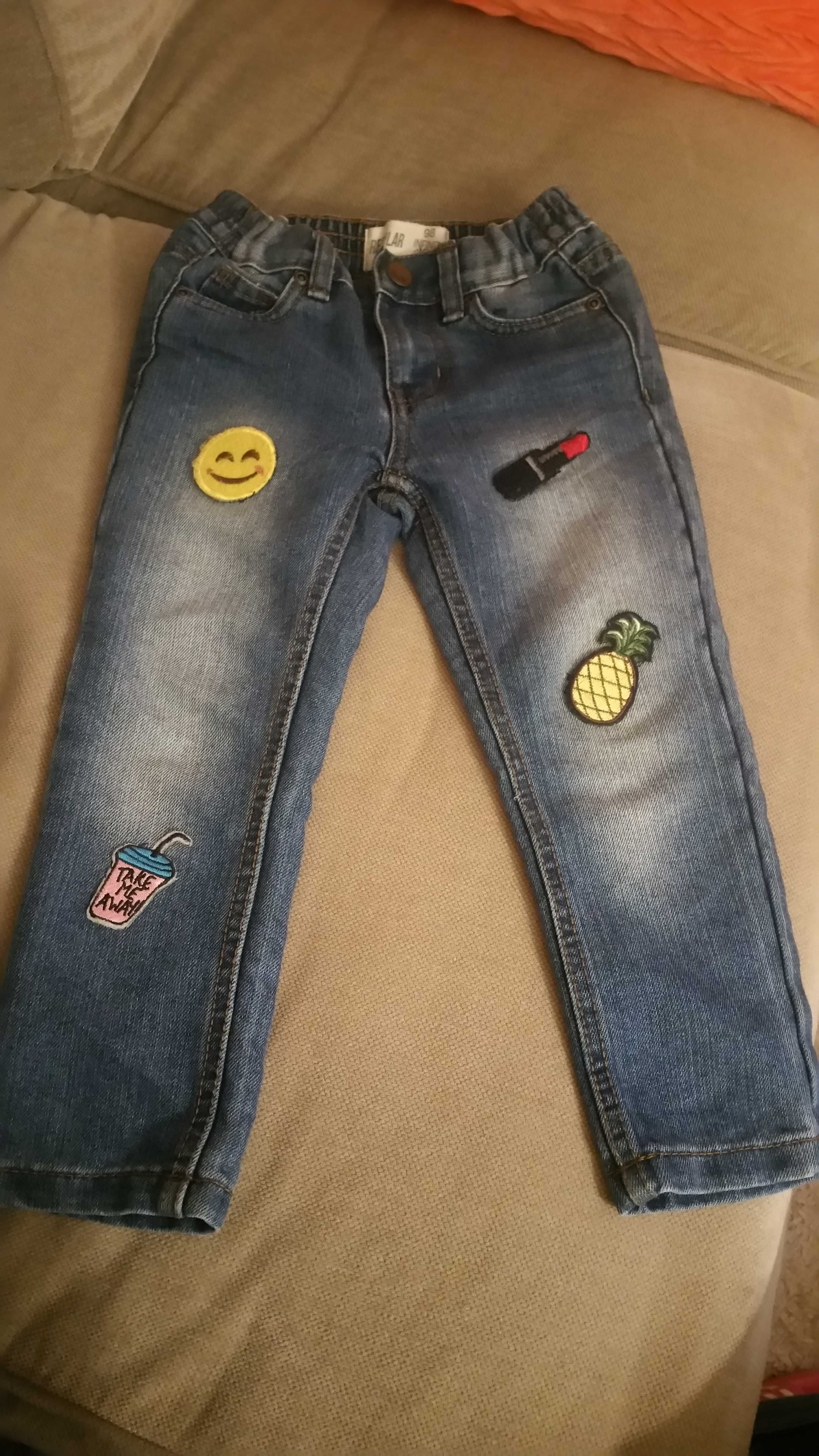 Spodnie jeansowe dla dziewczynki