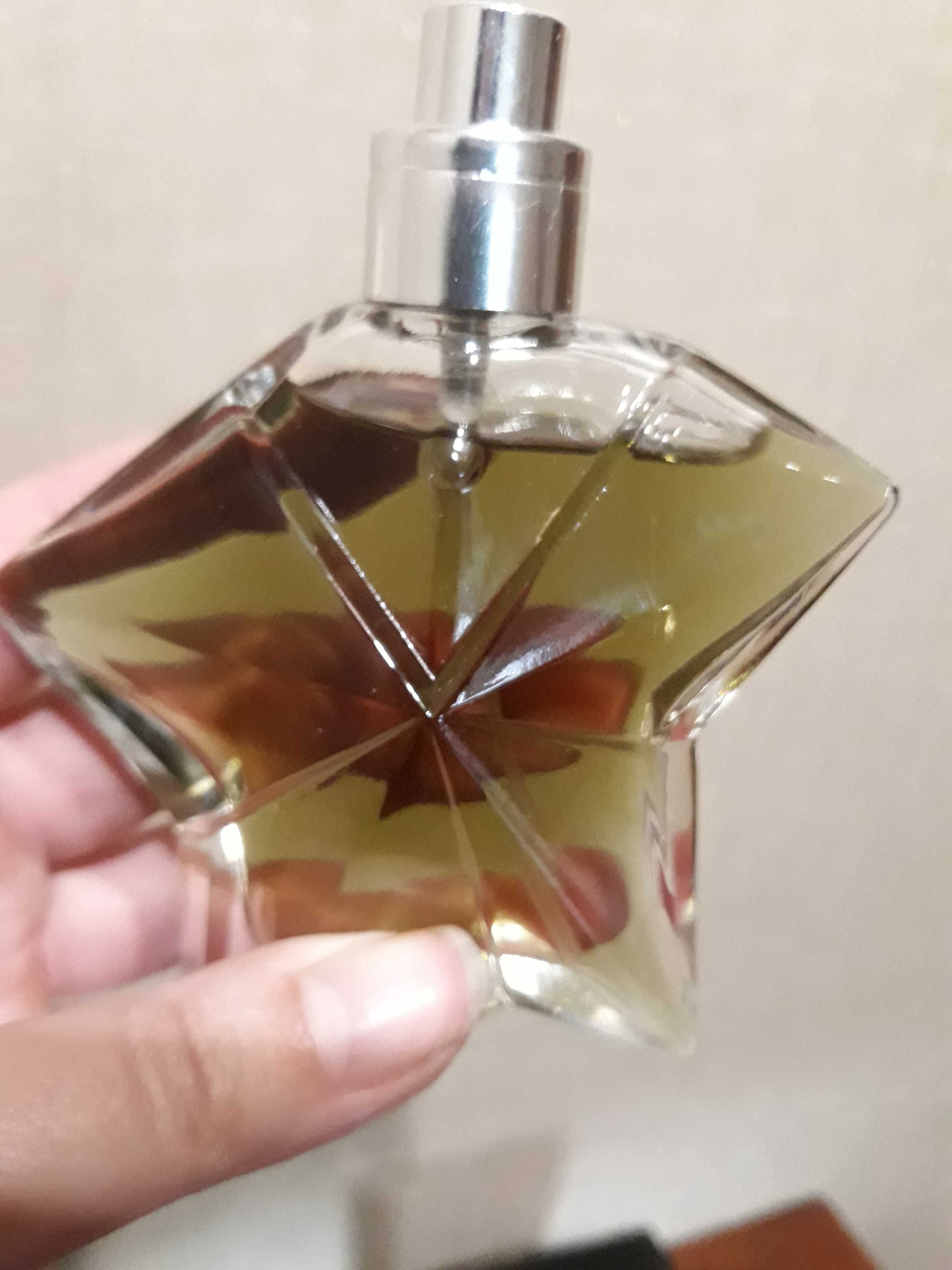 Парфуми з власної колекції Tom ford, Sisley, Amouage та ін