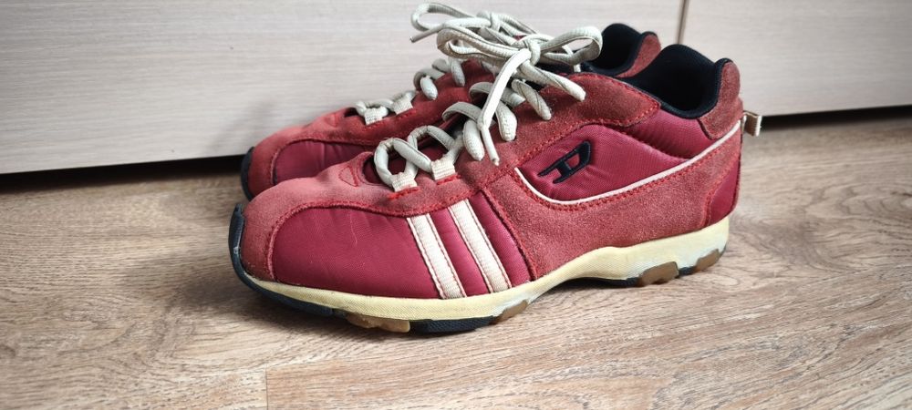 Vintage Diesel Low Top Sneakers Avant-Garde Y2K Style Size 38