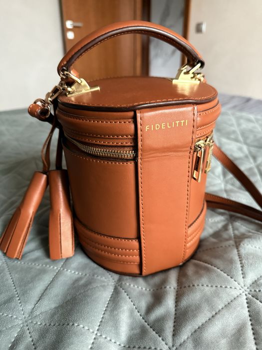 Сумка Fidelitti в гарному стані, шкіряна, 1100 грн