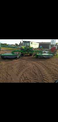 Motyl KUHN 883 John Deere 388 plus KUHN gmd 802F