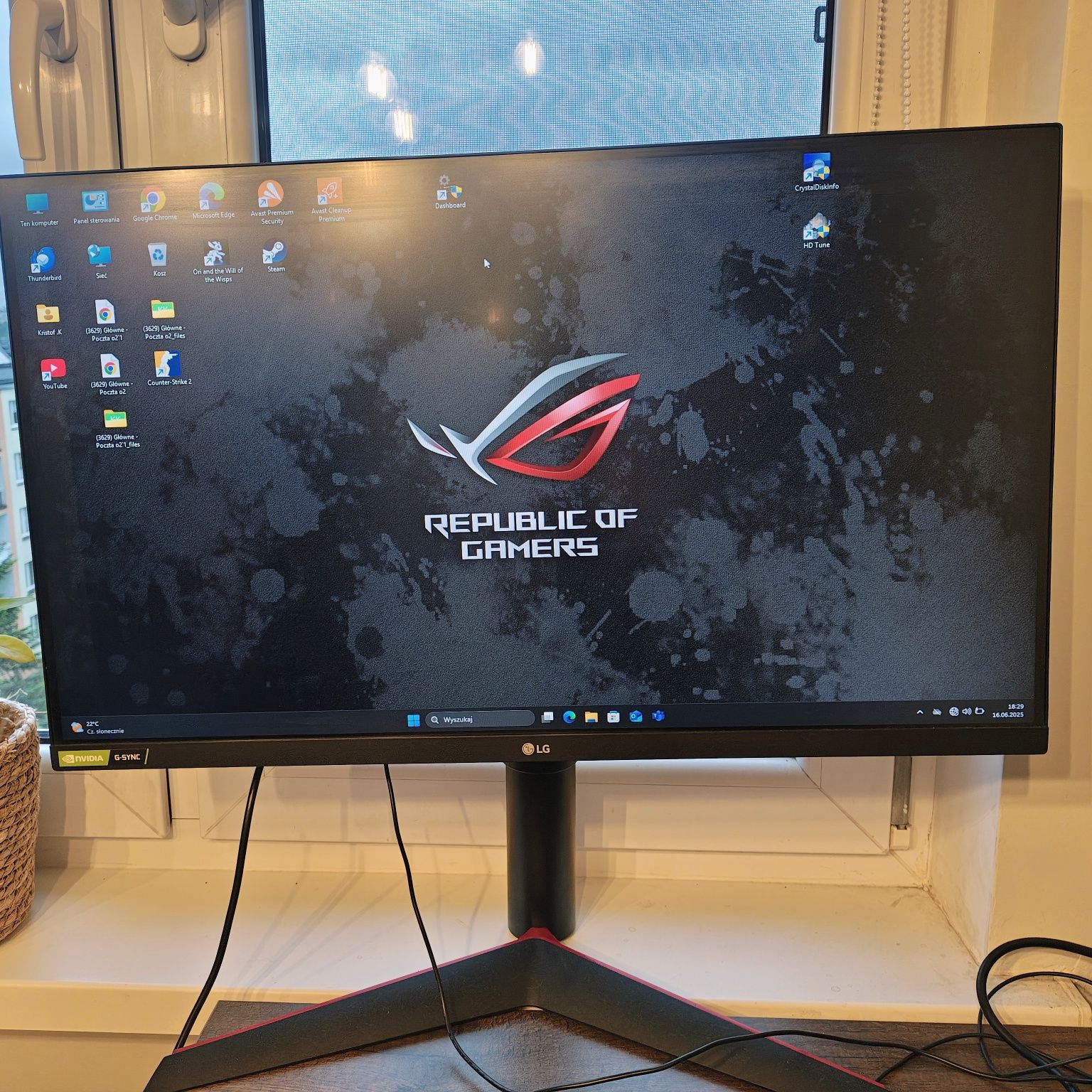 Monitor LG 27GN750B