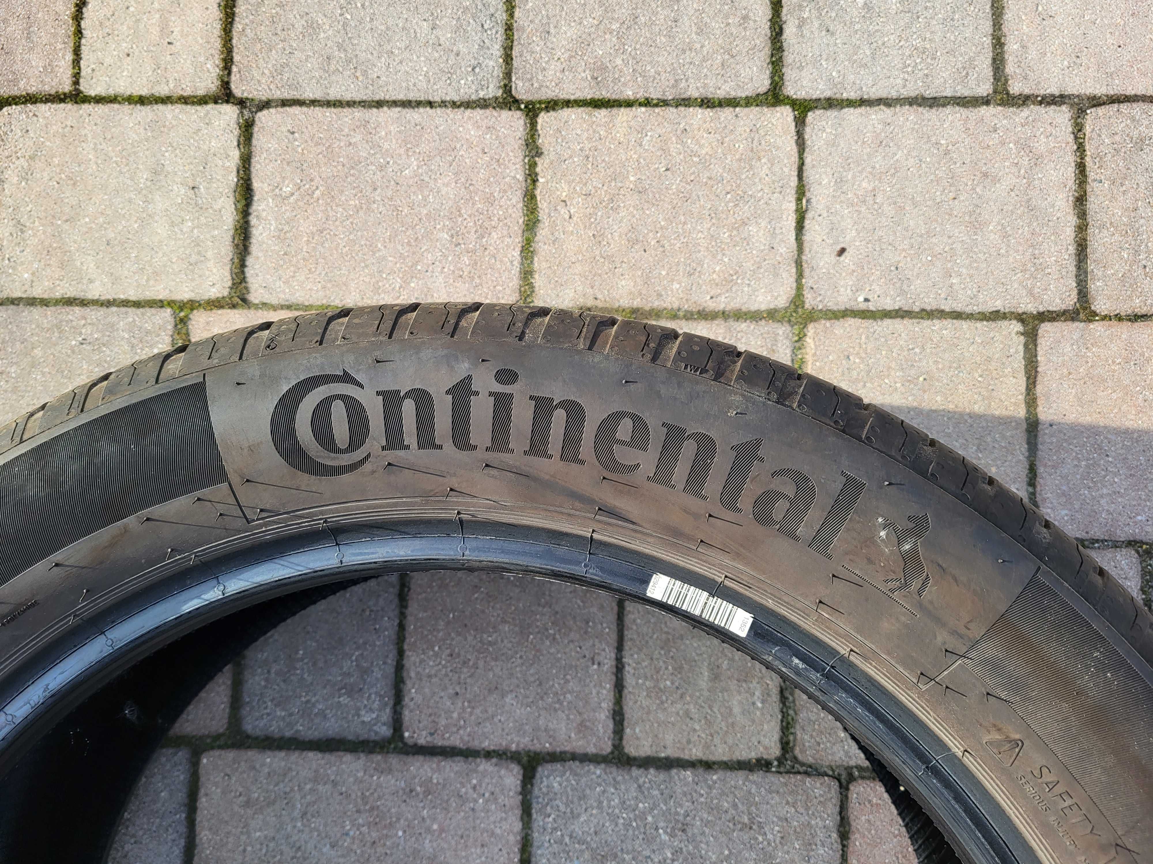 Opony letnie Continental 235/50/19.