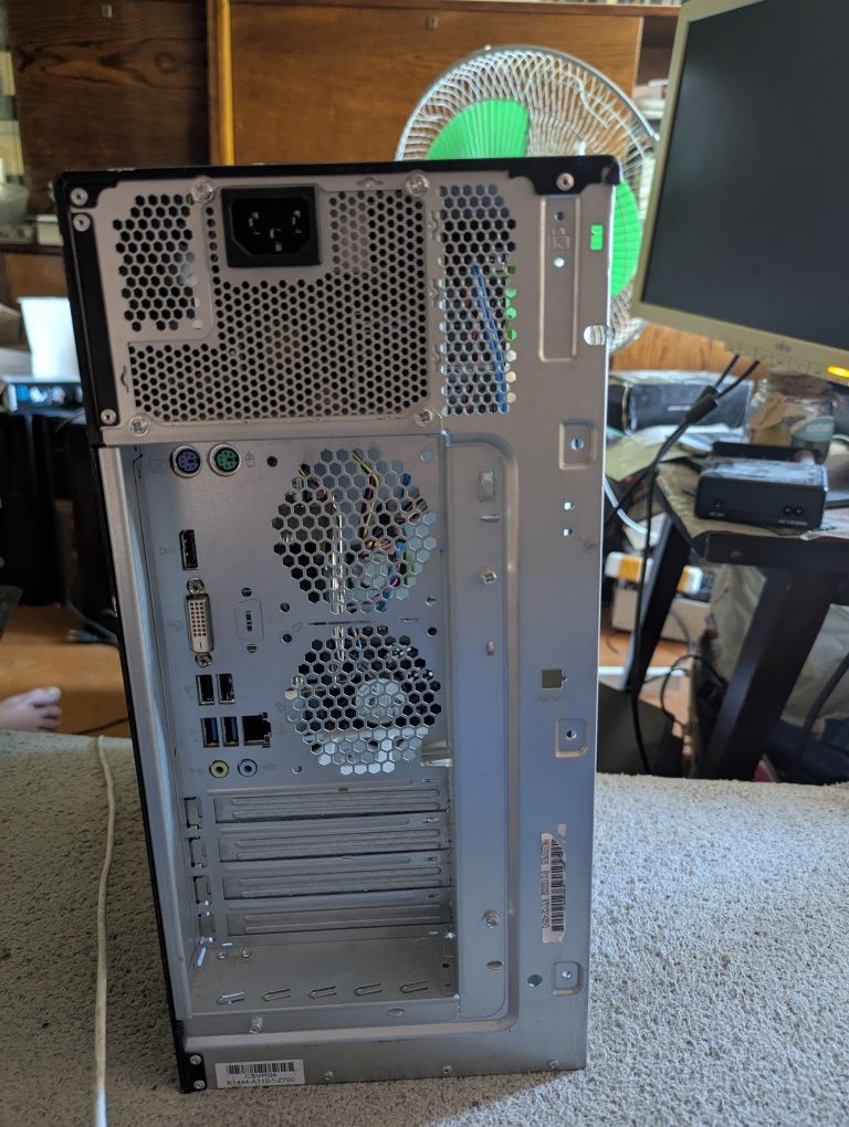 Компьютер для работы и игр Fujitsu: i5-9th, 8 DDR4, SSD M2 128+500 HDD