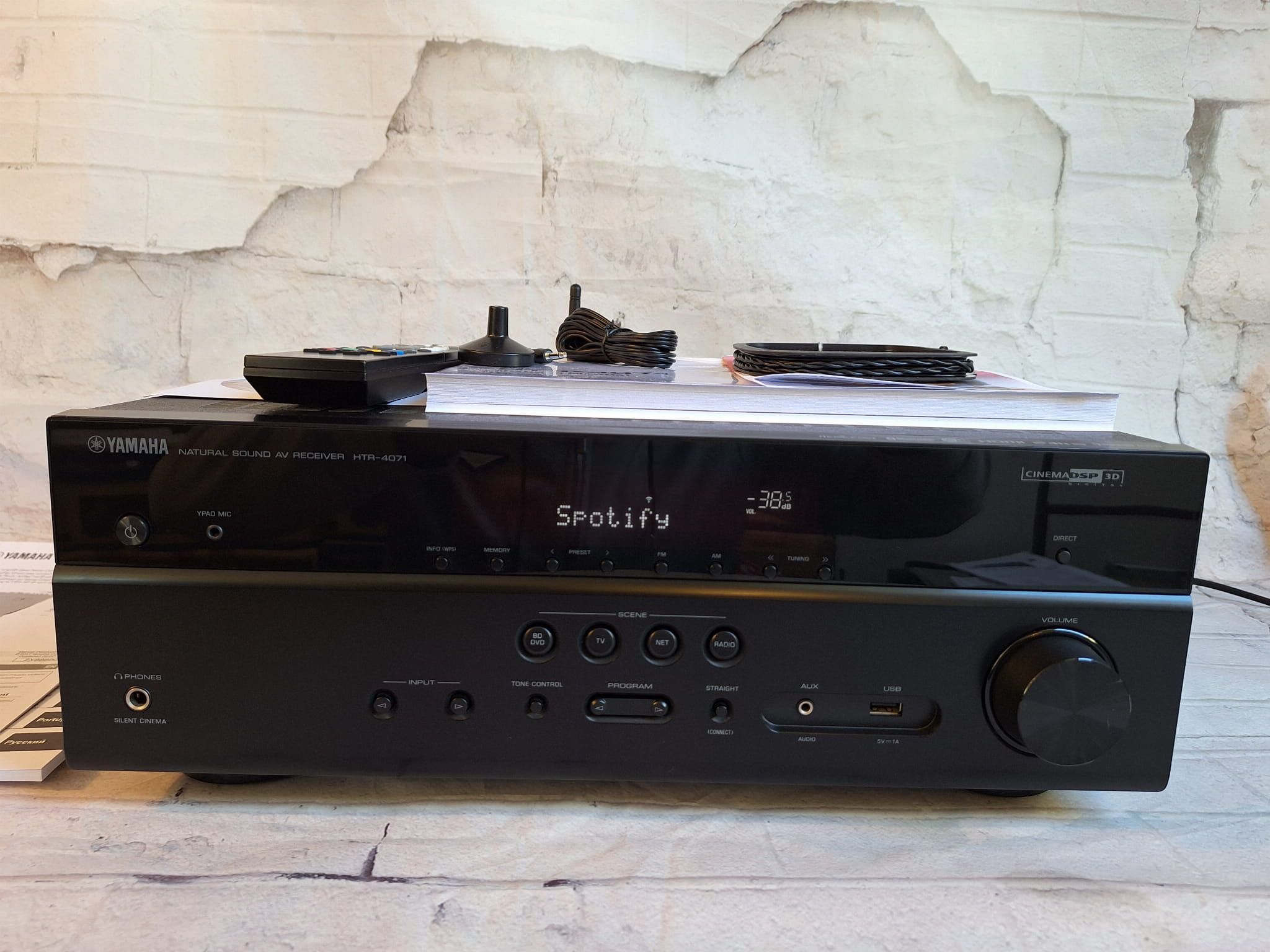 Amplituner z musiccast Yamaha HTR-4071 4k/60p Spotify bluetooth