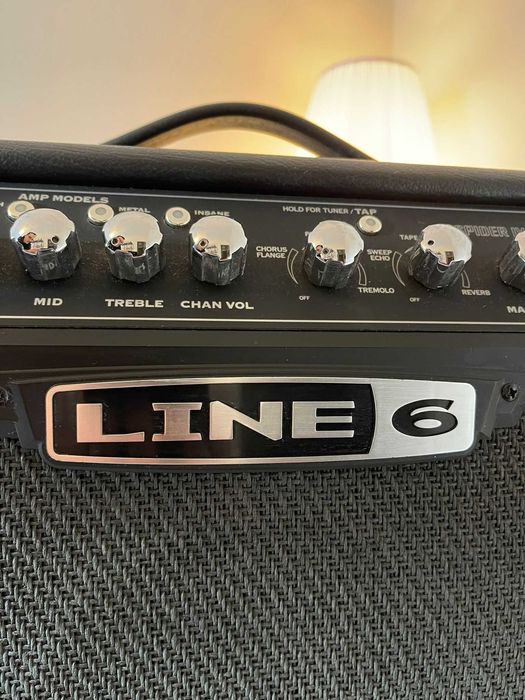 Amplificador de Guitarra Elétrica LINE 6 SPIDER IV 15