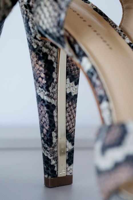 Buty na obcasie Jorge Bischoff