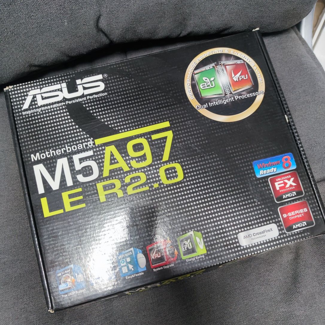 Материнская плата ASUS M5A97 LE