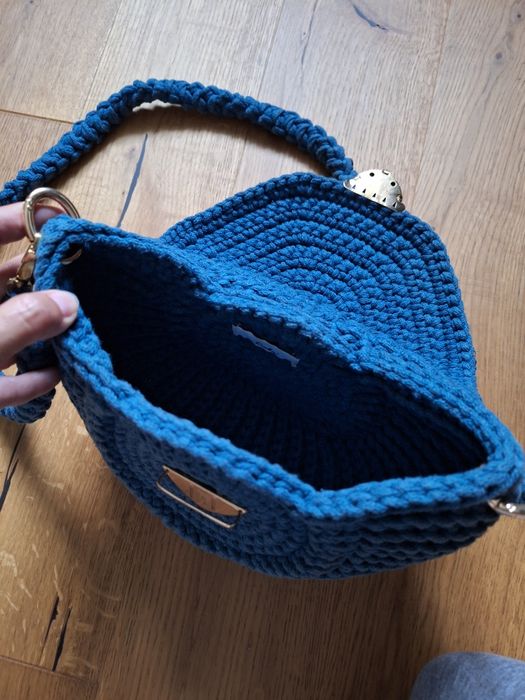 Torebka ręcznie robiona granatowa pleciona handmade