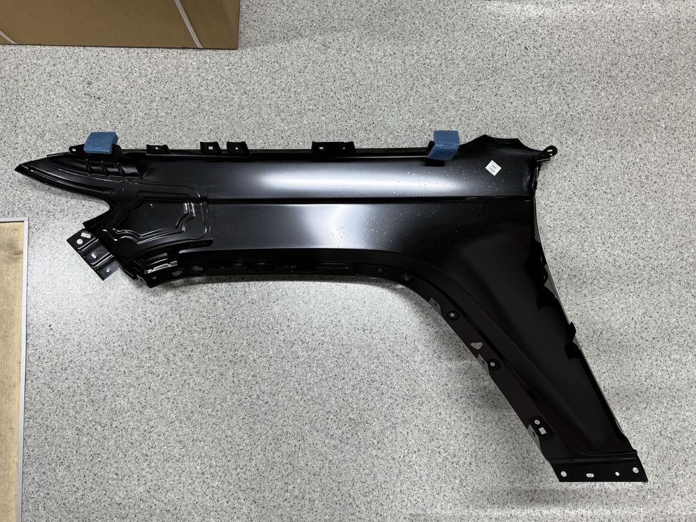 Крыло Jeep Grand Cerokee  WL L 22-25 год новое оригинал