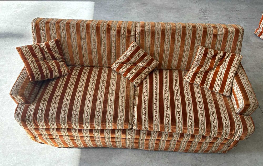 Conjunto de Sofá com cama + Poltronas - Qtd. 1 Und.