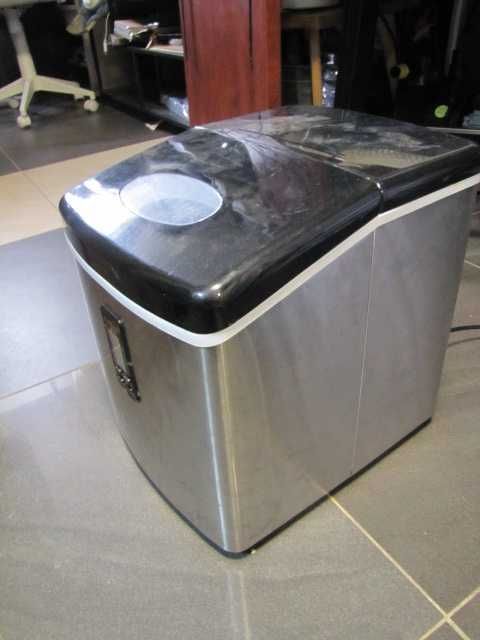 Maszyna do kostek lodu kostkarka Klarstein ok. 15 kg dziennie