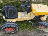Traktor dziecięcy