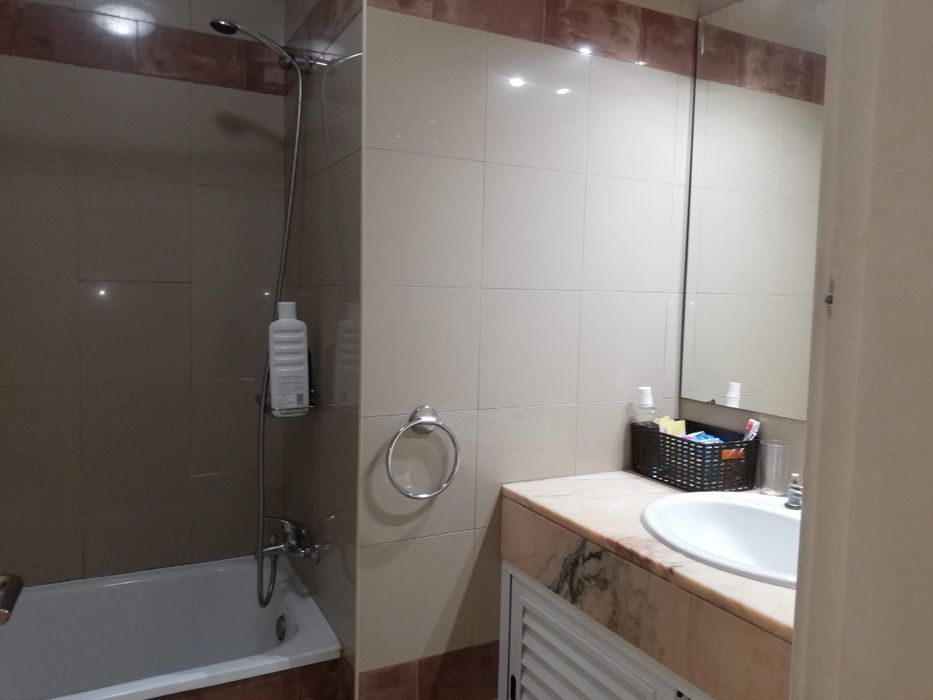 Quarto junto Fac Economia,ES Enfermagem e Polo 3 UC