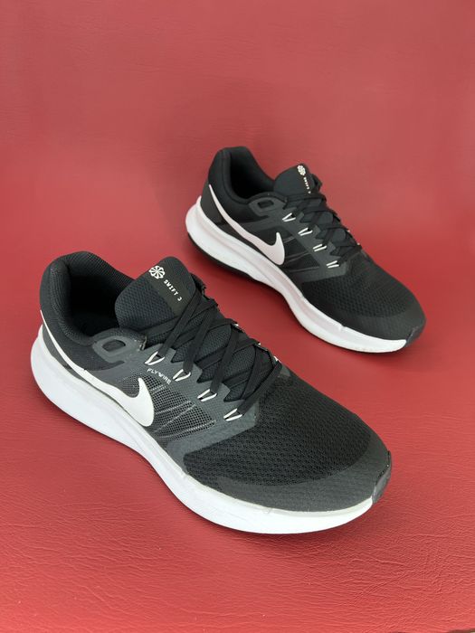Кросівки чоловічі 44.5р. 28ʼ5см.Nike Run Swift 3 DR2695-002