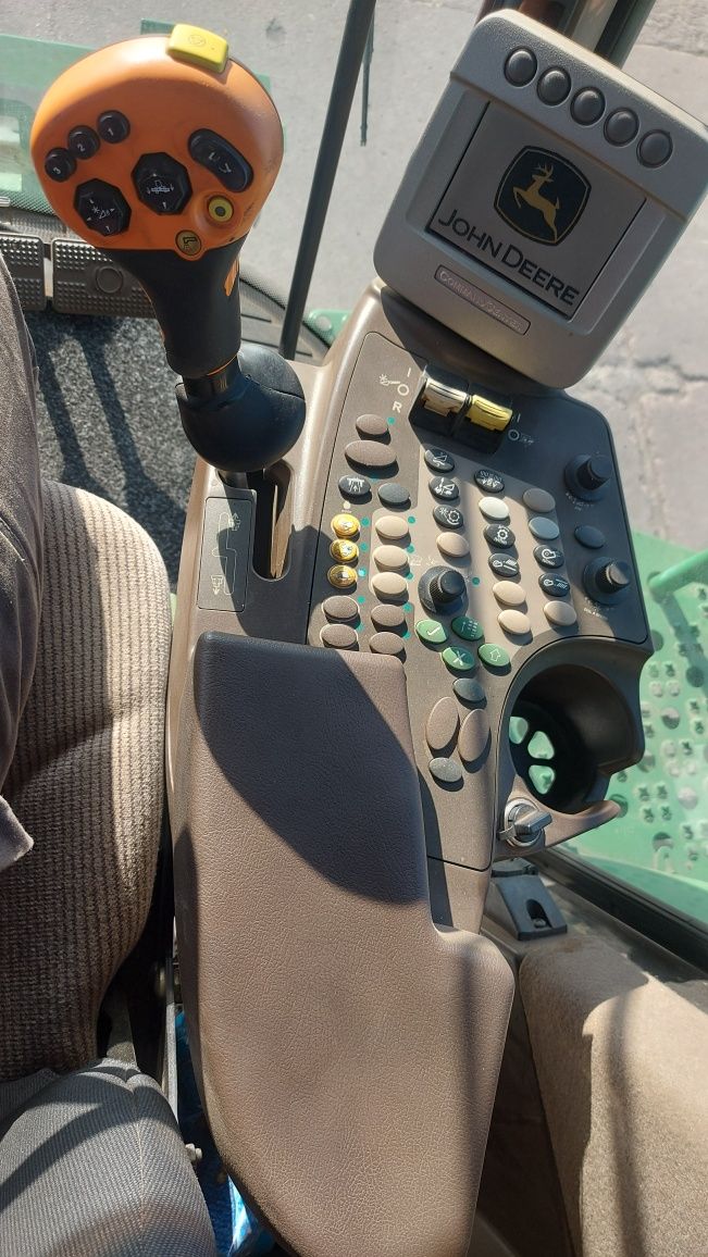 Продам John deere 9570sts