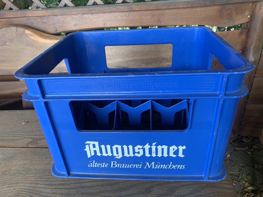 Skrzynka niemiecka transporter na piwo niebieski