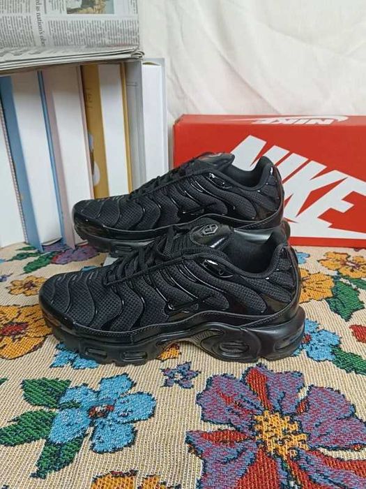 Buty Trampk Nike Air Max TN Plus Black R.43