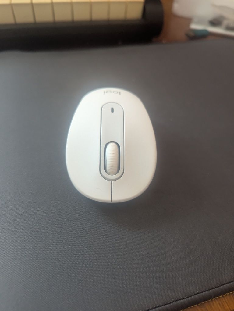 Мишка logitech m650