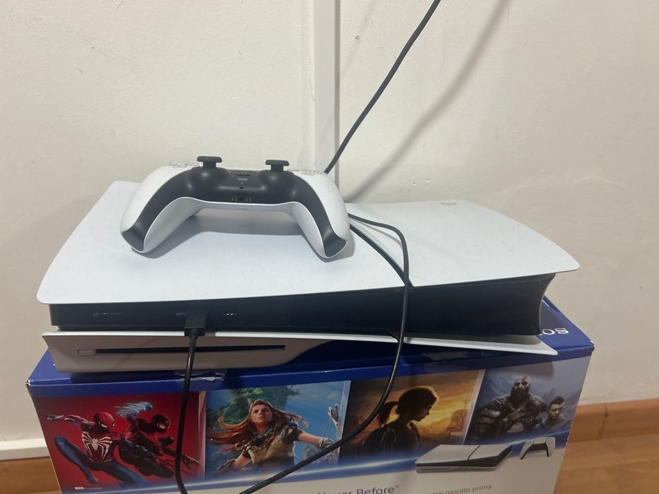 Playstation 5 nova usada poucas vezes