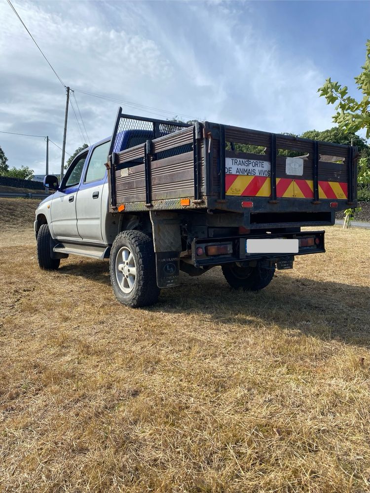 Toyota Hilux 2002