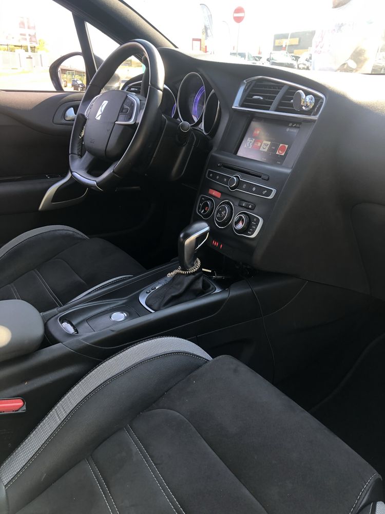 DS 4 Caixa Automatica