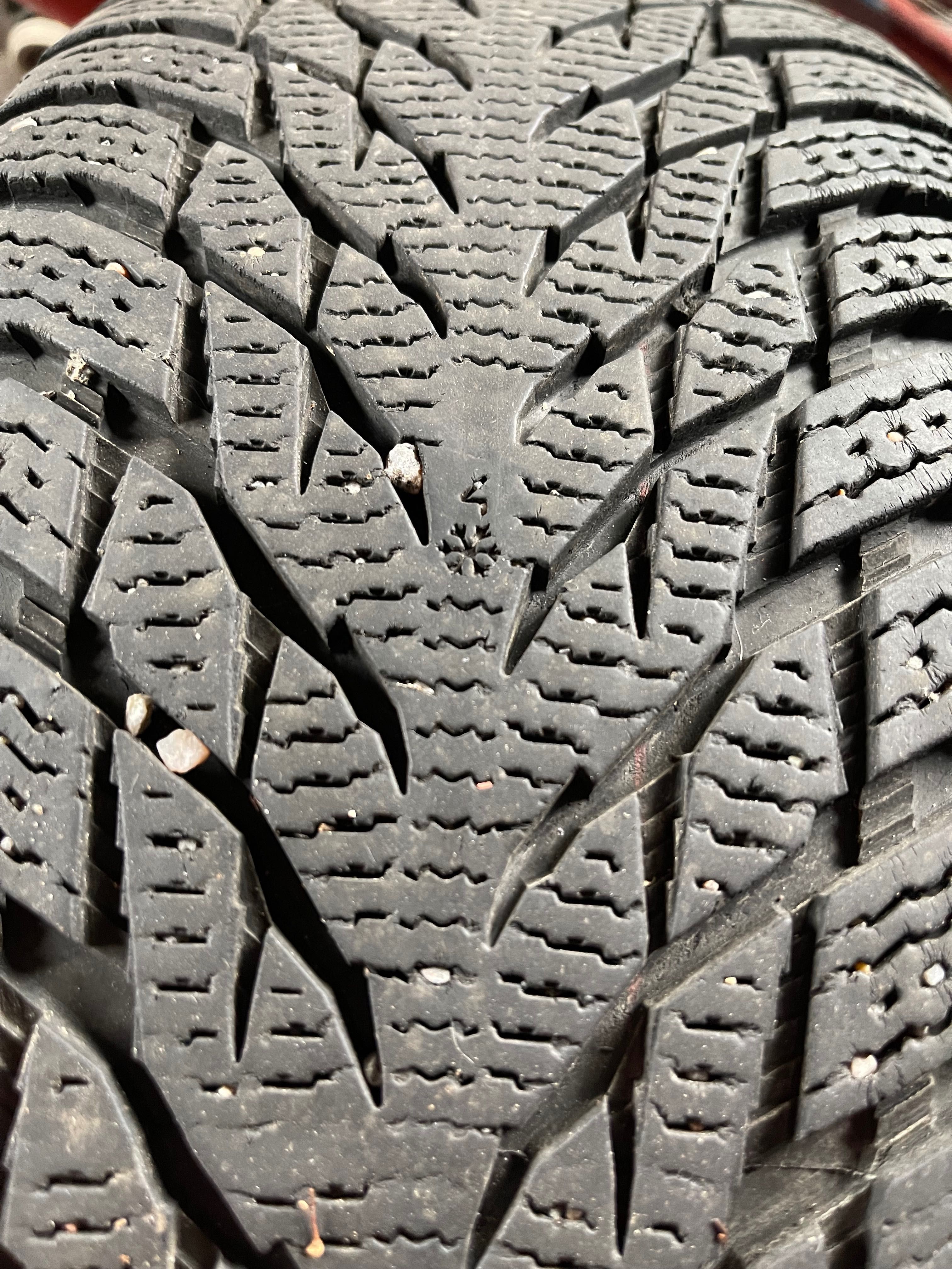 Nokian HAKKAPELIITTA P3 Зимние шины 205/55/16.