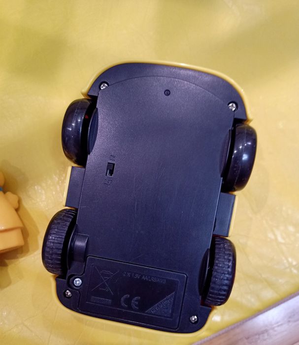 Vtech сортер машинка їздить, звертає Vtech