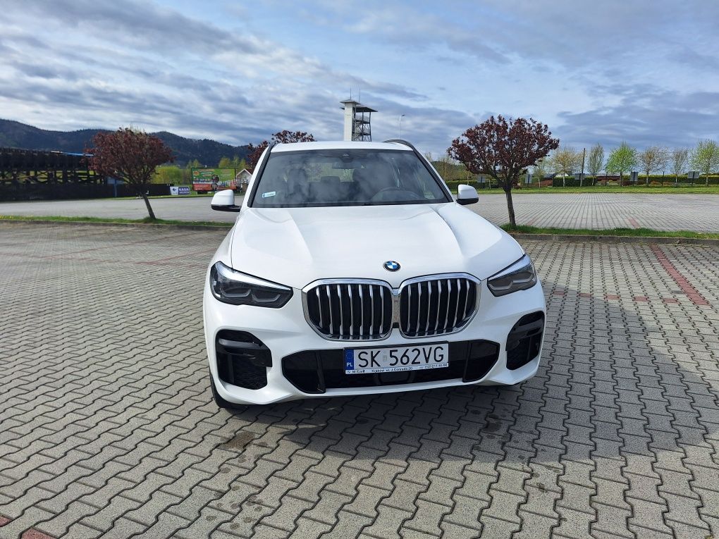 BMW X5 miesięczna rata najmu w kwocie 5 500 zł/m
