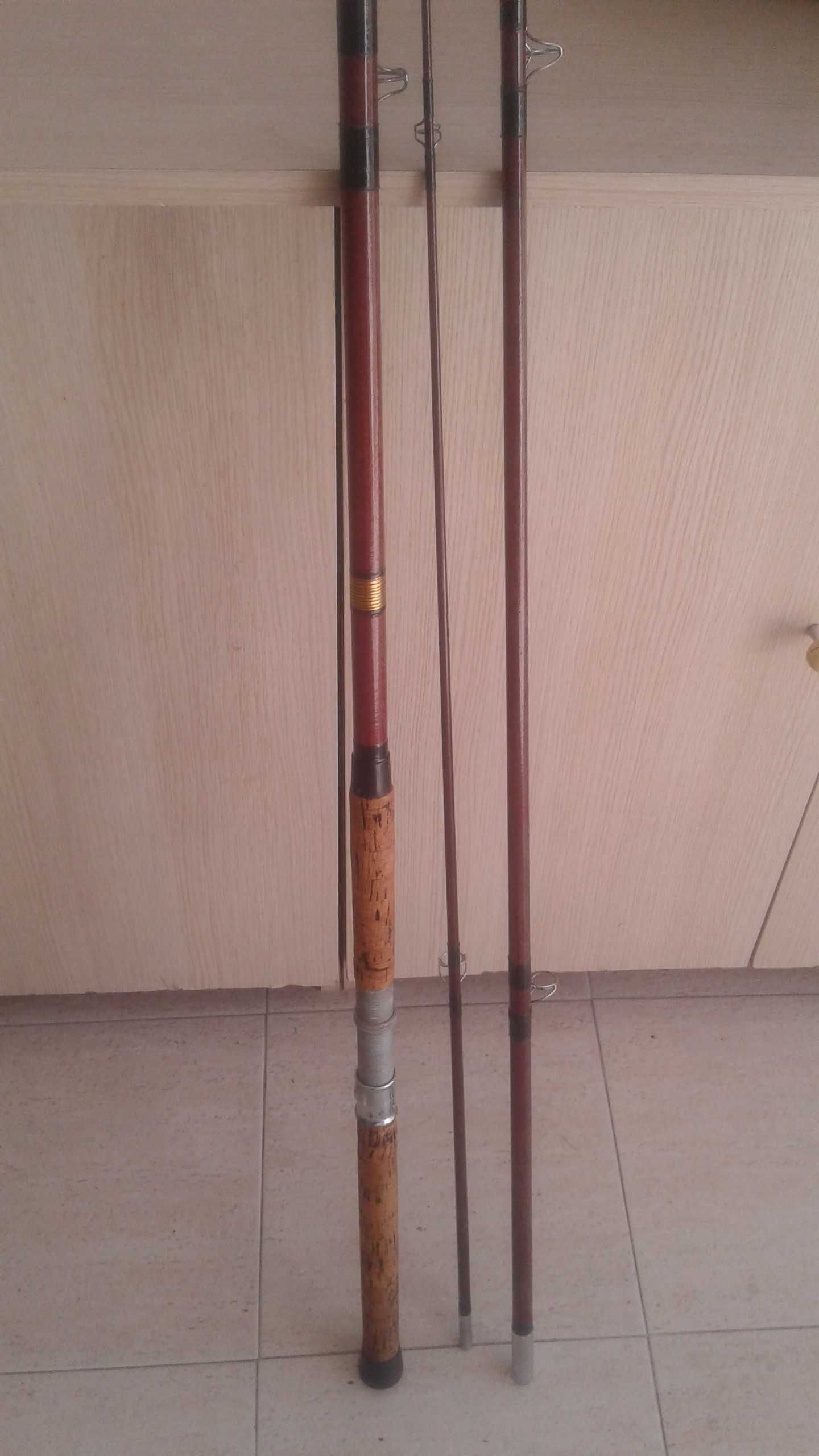 Cana de Spinning e Buldo VEGA, SILSTAR, SHIMANO e material (ver lista)