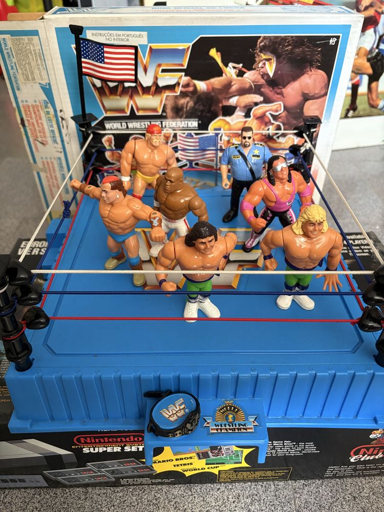 Ringle Wrestling e 7 bonecos