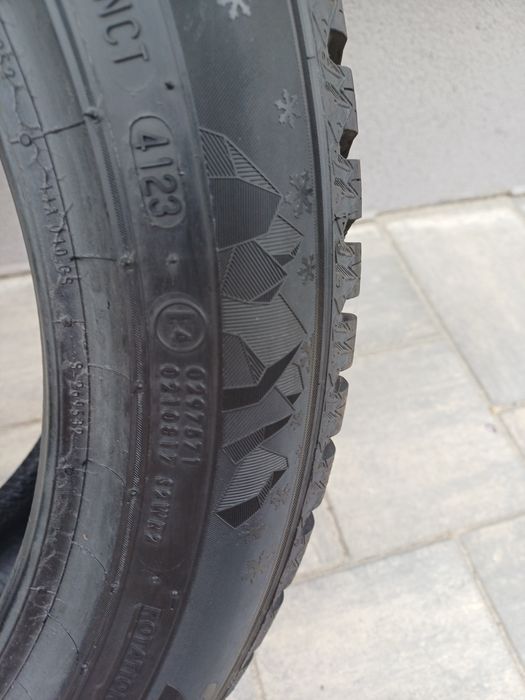 215/55R18 99V Semperit zimowe