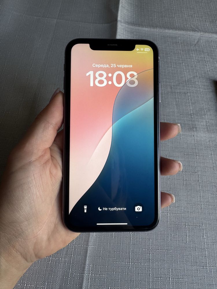 iPhone 11 продам