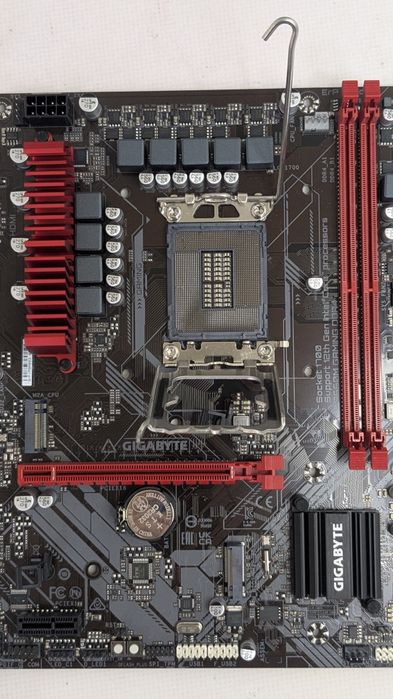 Материнська плата Gigabyte B660M Gaming DDR4 Socket 1700\Гарантія!