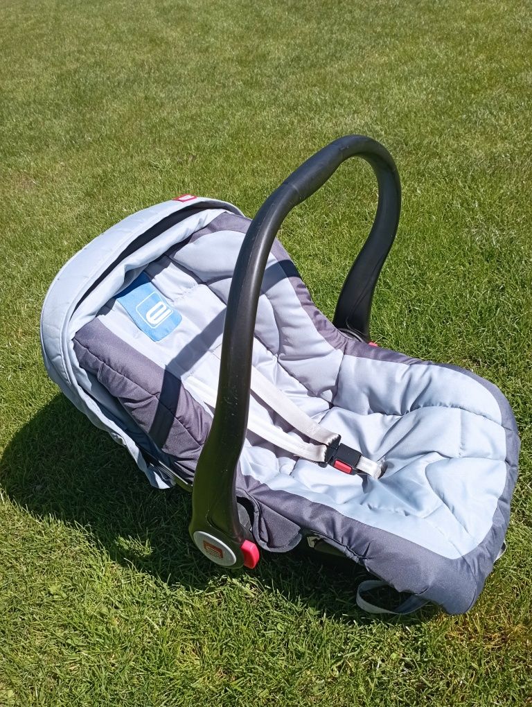Fotelik niemowlęcy Espiro:Bezpieczne i komfortowe nosidełko dla dzieci