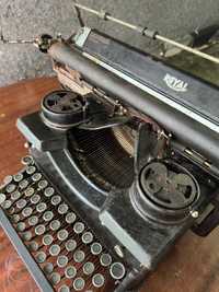 Maquina de escrever Royal a funcionar