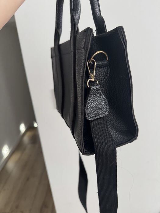 Torebka czarna The tote bag