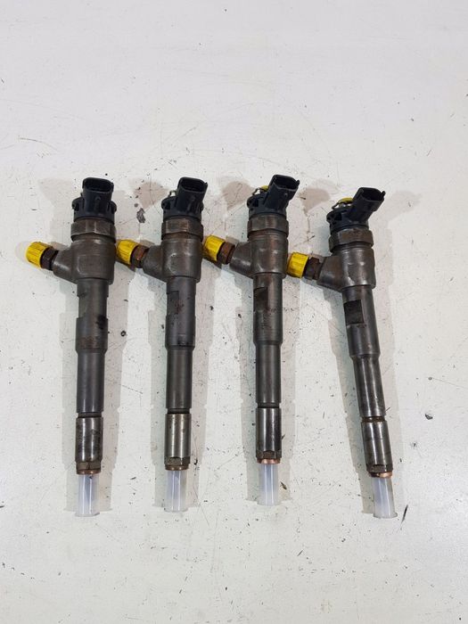 WTRYSKIWACZ BOSCH 1.5 DCI 0445110652 H8201453073