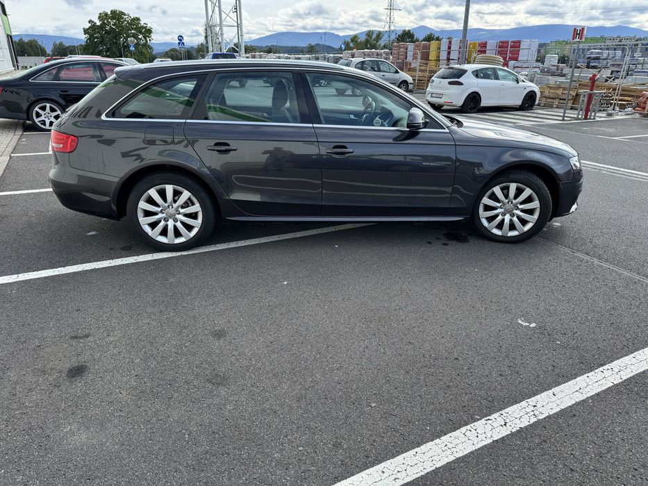 Audi A4 B8 2.0TDi manual