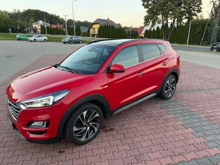 Hyundai Tucson bezwypadkowy Hyundai Tucson diesel tzw. miękka hybryda, stan idealny