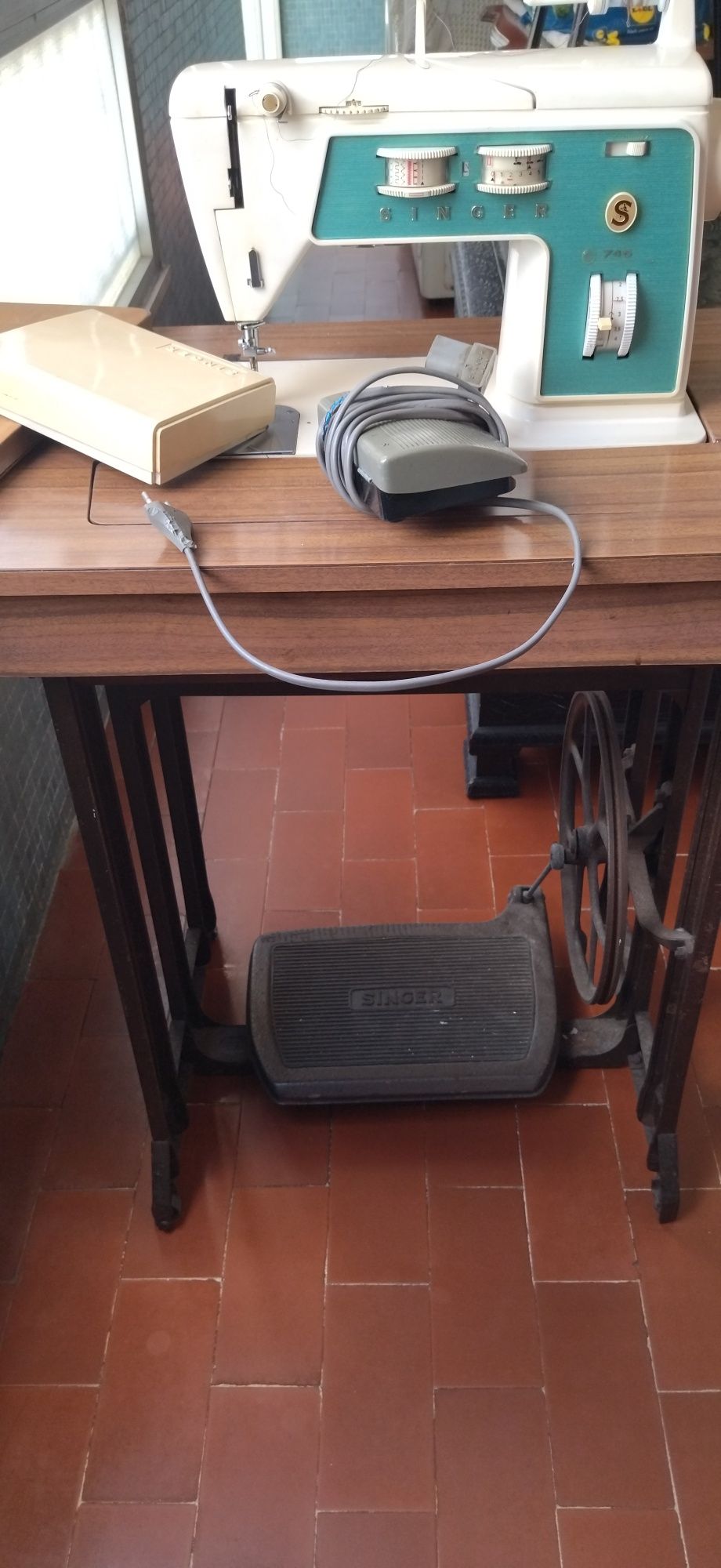 Maquina Costura Singer