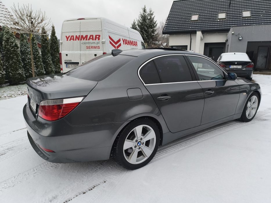 BMW 525.  2006r.  2.5 Benzyna. Full opcja.