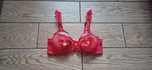 Czerwony biustonosz Private Collection by Hunkemöller w r. 70 C