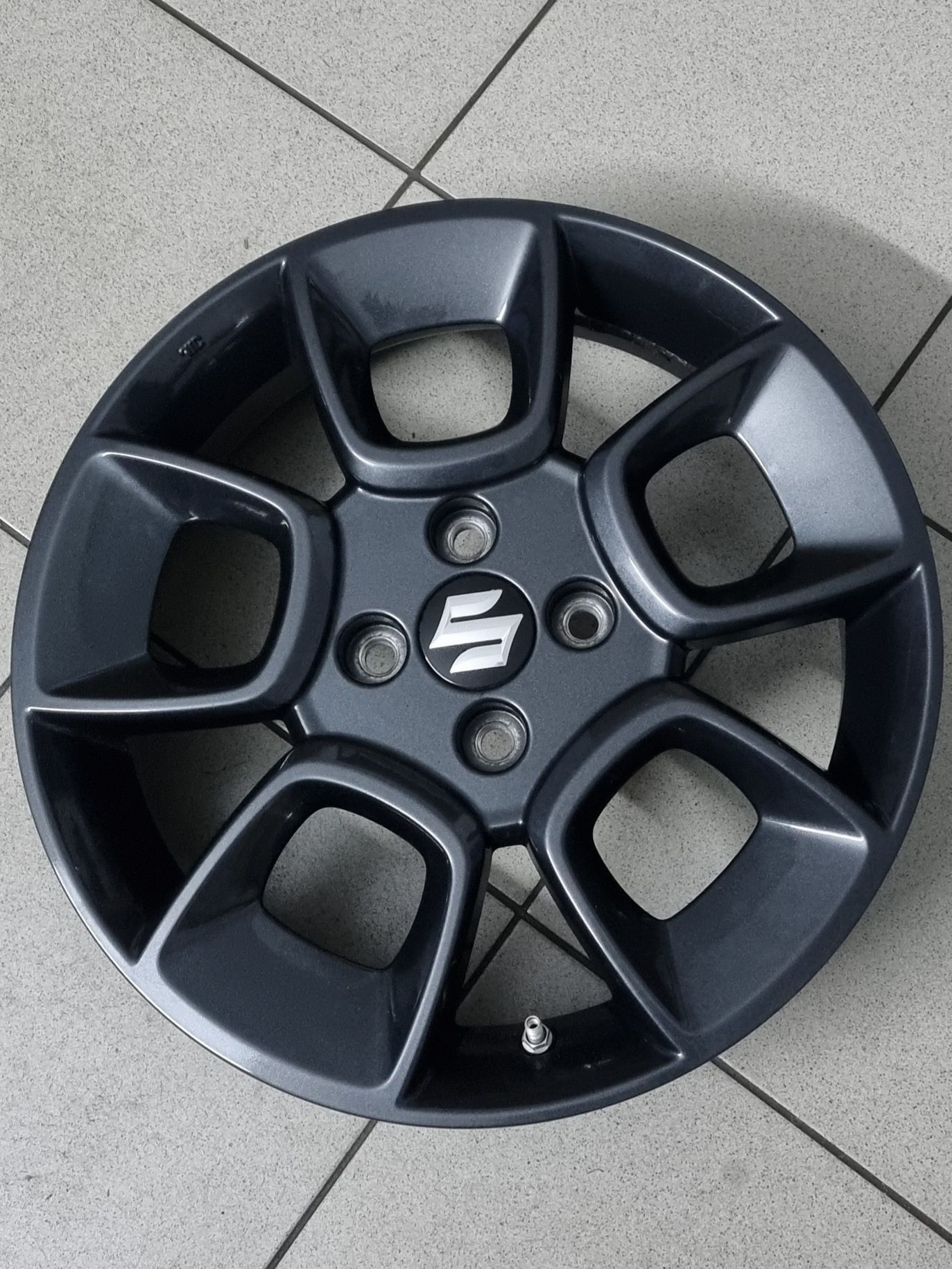 Felgi Alu z czujnikami 16" Suzuki Swift Baleno Ignis Splash 4x100 Oryg