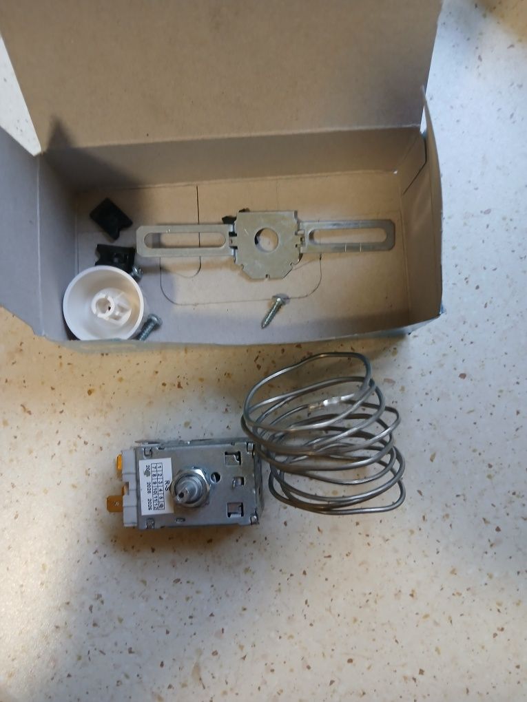 Termostat ATEA A131000 do lodówki