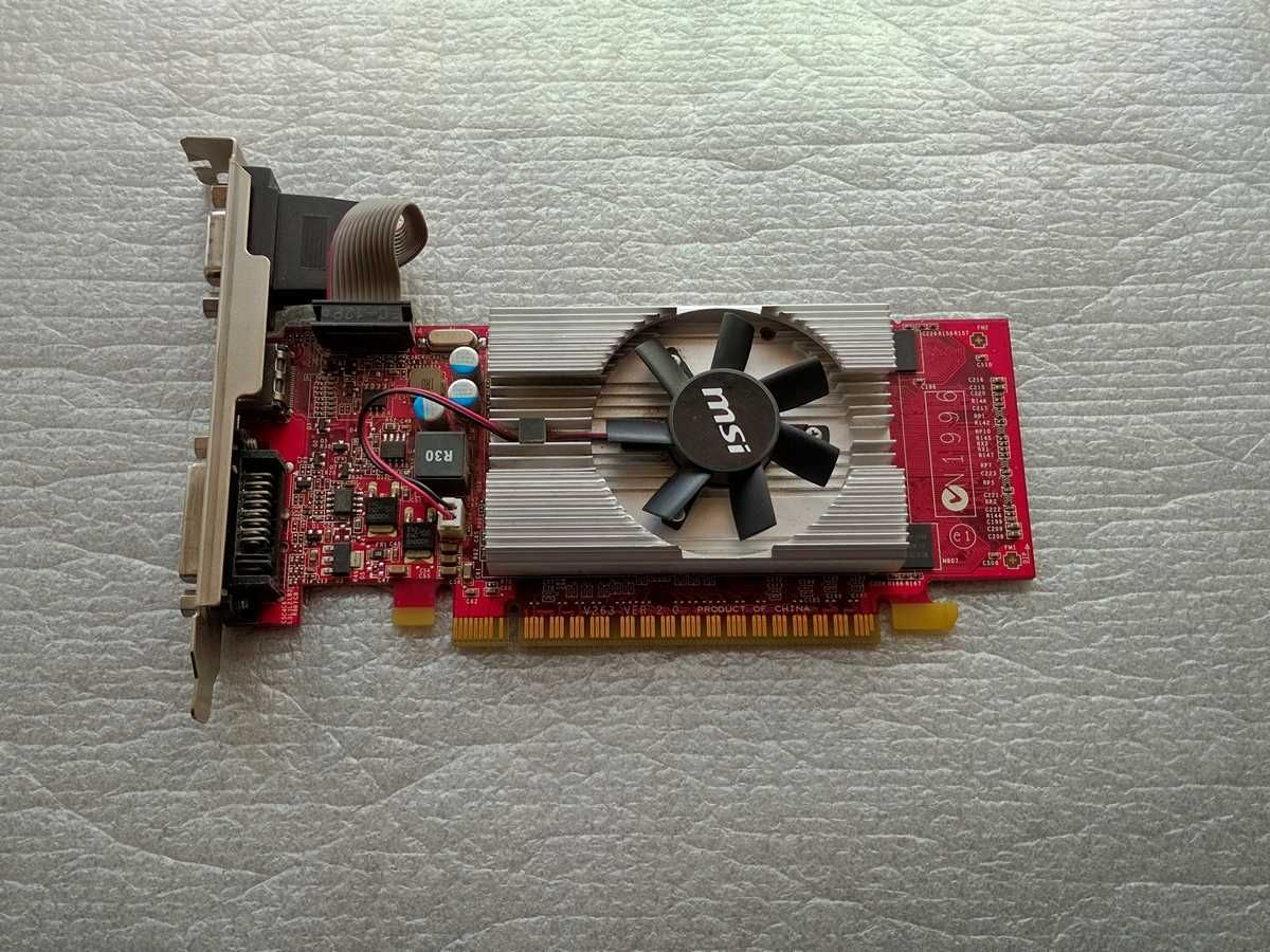 Відеокарта MSI GeForce GT 520 1Гб, VGA, DVI, HDMI