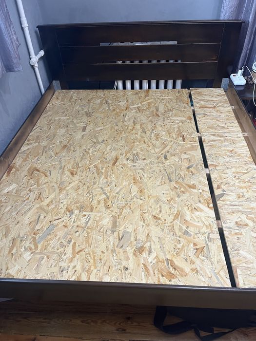 Ліжко двоспальне