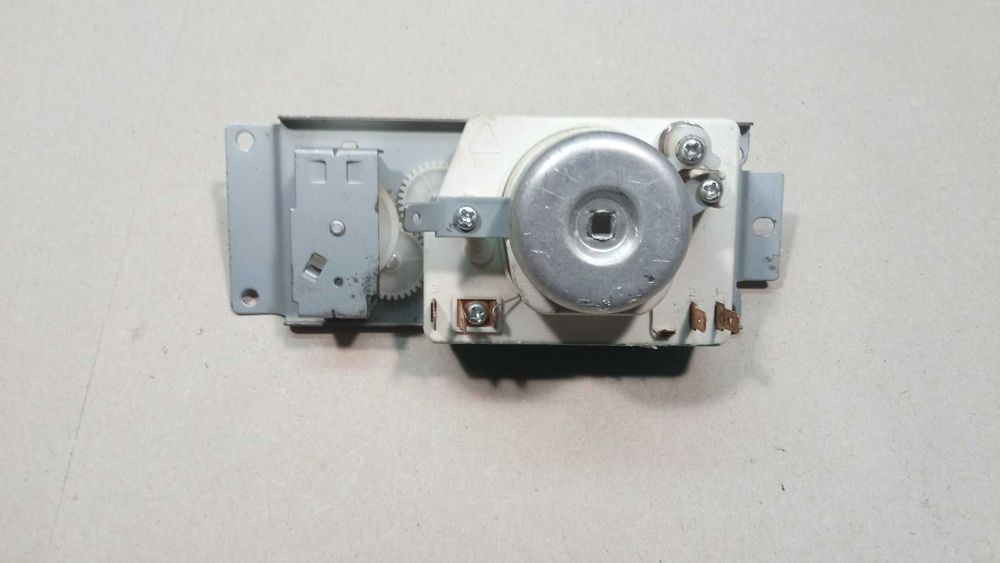 Таймер механічний WFD35-M106 для мікрохвильовки, б/в.