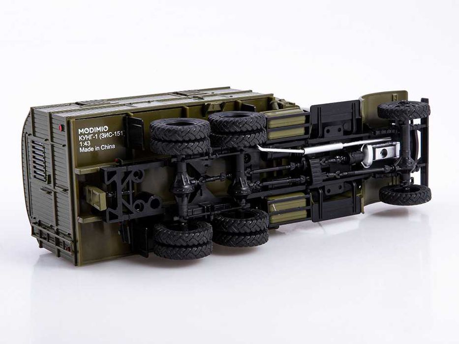 Журнал "Легендарные грузовики" №74 с моделью ЗИС-151 Кунг-1 (1948)