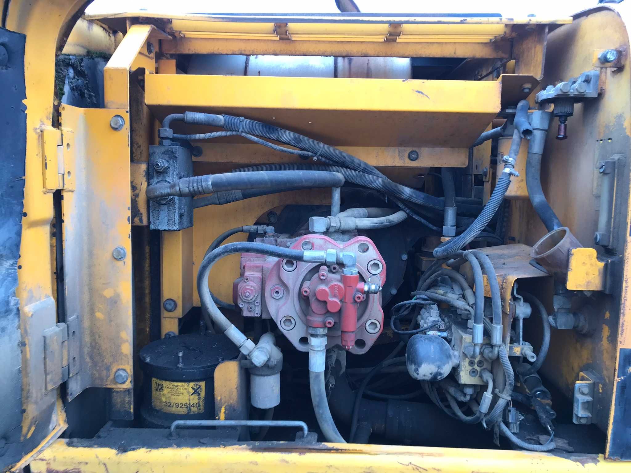 Koparka JCB JS200 LC